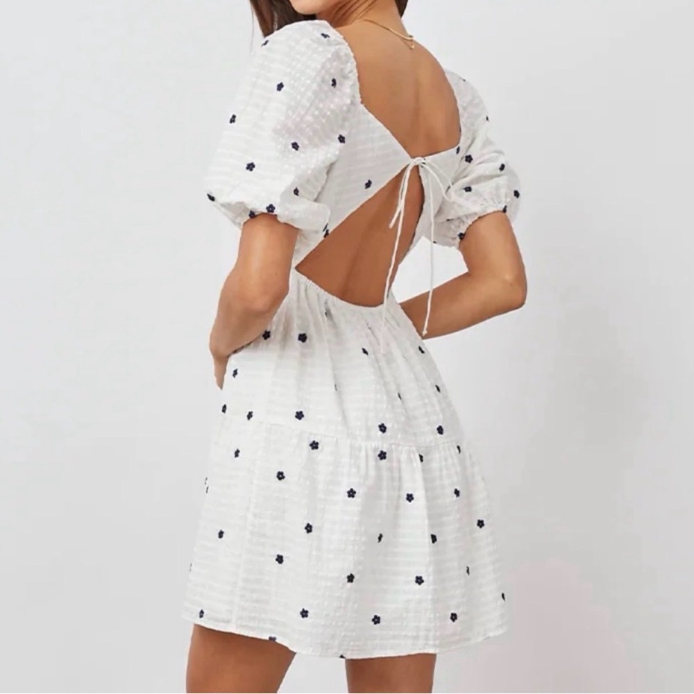 Rails White Seersucker Floral Dress summer vacation – Puff Sleeves – Small